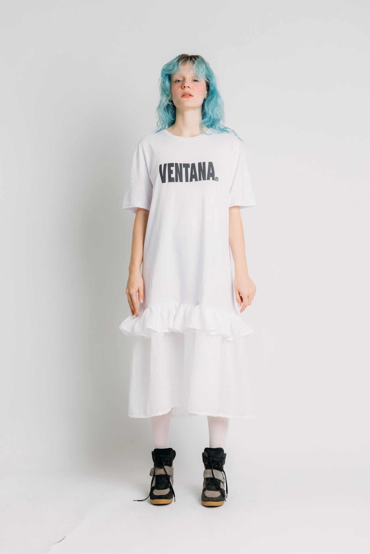 VESTIDO CAMISETA VENTANA
